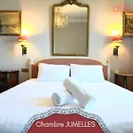 빌라 Chateau De La Mere - Evenement - Seminaire - Mariage - Retraite Bien-etre - Sejour Sportif - Cousinade - Ideal Groupe & Famille - Cadre Nature Isole - Piscine - Vue Baie Saint-raphael - Grande Capacite D'accueil *