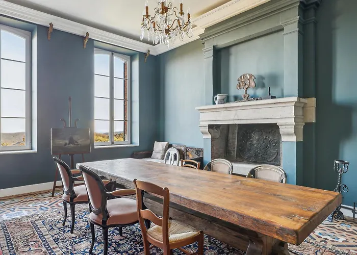 Le Chateau De La Mere *