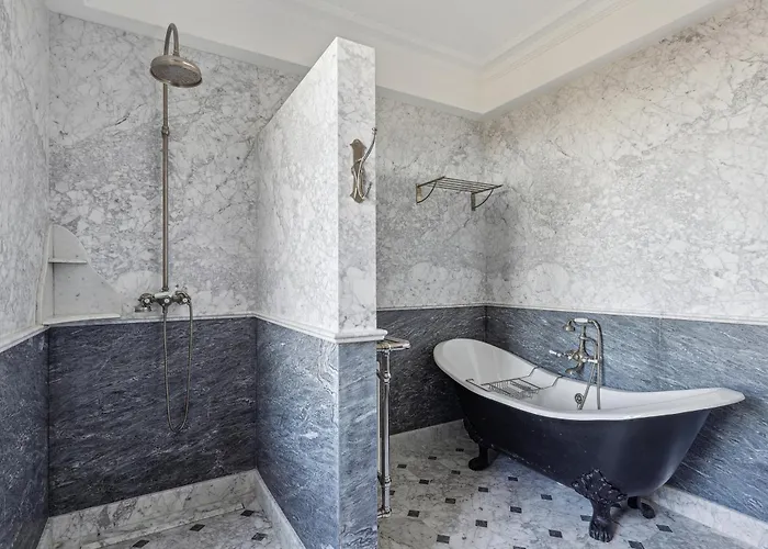 Le Chateau De La Mere Villa Sainte-Maxime