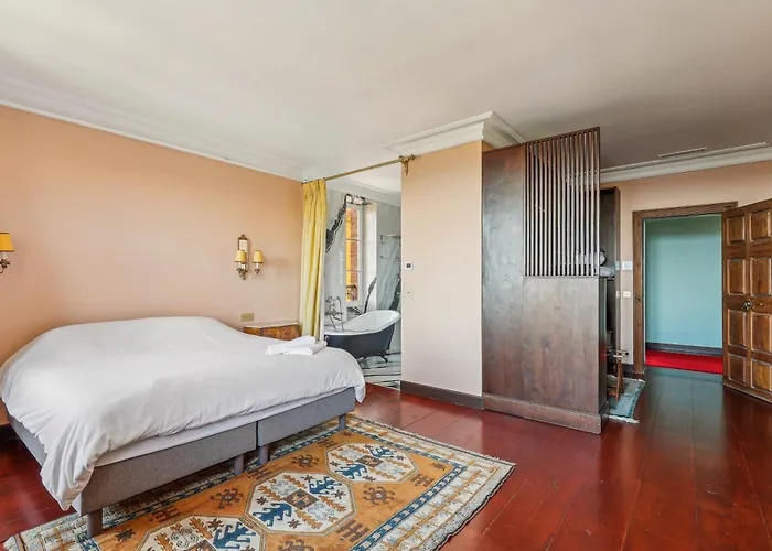 Le Chateau De La Mere Villa Sainte-Maxime