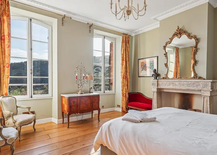 Le Chateau De La Mere *