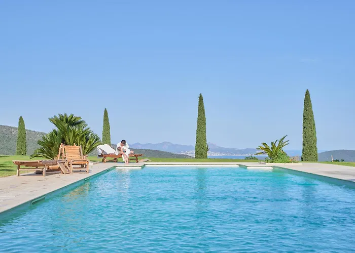 וילה Le Chateau De La Mere