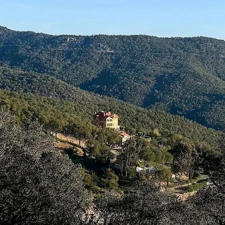 빌라 Le Chateau De La Mere