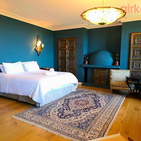 Вилла Chateau De La Mere - Evenement - Seminaire - Mariage - Retraite Bien-etre - Sejour Sportif - Cousinade - Ideal Groupe & Famille - Cadre Nature Isole - Piscine - Vue Baie Saint-raphael - Grande Capacite D'accueil