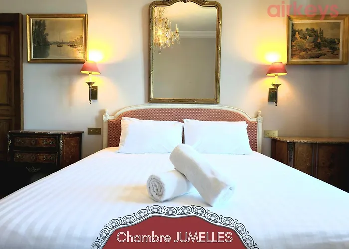 ヴィラ Chateau De La Mere - Evenement - Seminaire - Mariage - Retraite Bien-etre - Sejour Sportif - Cousinade - Ideal Groupe & Famille - Cadre Nature Isole - Piscine - Vue Baie Saint-raphael - Grande Capacite D'accueil *