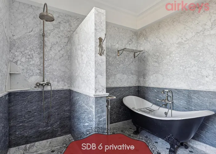 Chateau De La Mere - Evenement - Seminaire - Mariage - Retraite Bien-etre - Sejour Sportif - Cousinade - Ideal Groupe & Famille - Cadre Nature Isole - Piscine - Vue Baie Saint-raphael - Grande Capacite D'accueil